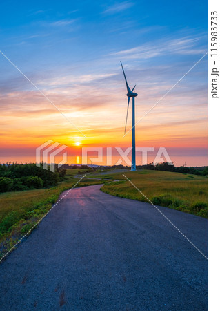 仁賀保高原（夕景） 115983733