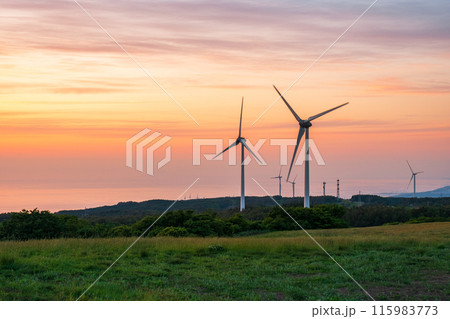 仁賀保高原(夕景) 仁賀保高原(夕景) 115983773