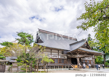 中尊寺 本堂 山内十七ヶ院を包括する中心道場 法要のほとんどが厳修 別格大寺 天台宗東北大本山 中尊寺 本堂 山内十七ヶ院を包括する中心道場 法要のほとんどが厳修 別格大寺 天台宗東北大本山 115986892