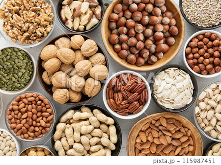 Peanut,hazelnut,walnut,almonds,pistachio,sunflower,pumpkin,chia,pecan and cashew mixed Peanut,hazelnut,walnut,almonds,pistachio,sunflower,pumpkin,chia,pecan and cashew mixed 115987451