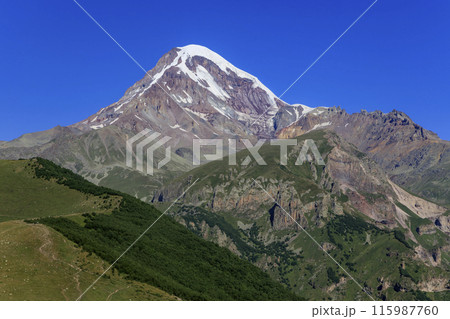 カズベク山 115987760