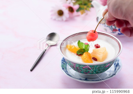 フルーツ杏仁豆腐 115990968