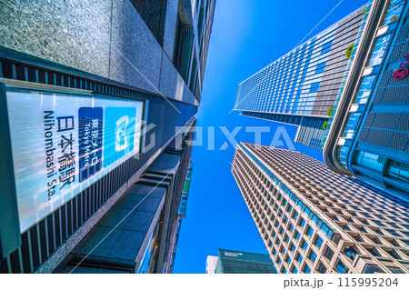 日本の東京都市景観 6月。日本橋駅出入口B0などを望む＝5日 115995204