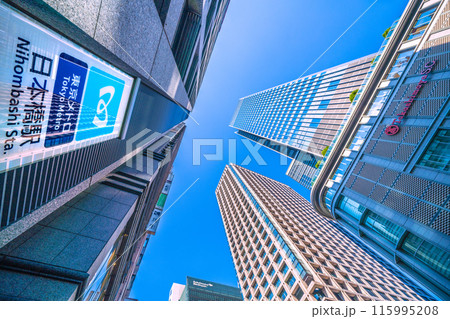 日本の東京都市景観 6月。日本橋駅出入口B0などを望む＝5日 115995208