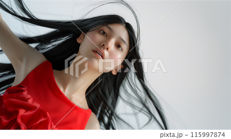 赤いドレスを着た女性のポートレート 115997874