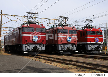 1列車、3列車、8009列車 1列車、3列車、8009列車 115998011