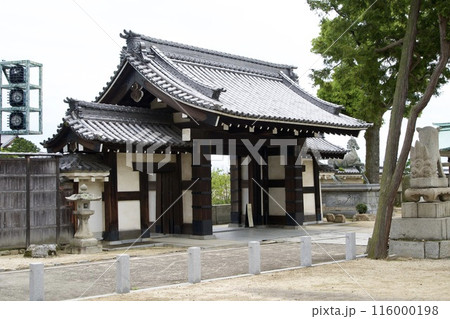 今治城内の吹揚神社の門 116000198