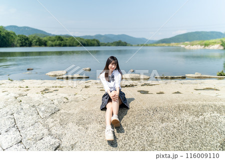 川原水辺ポートレート 116009110