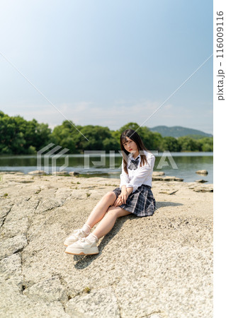 川原水辺ポートレート 116009116