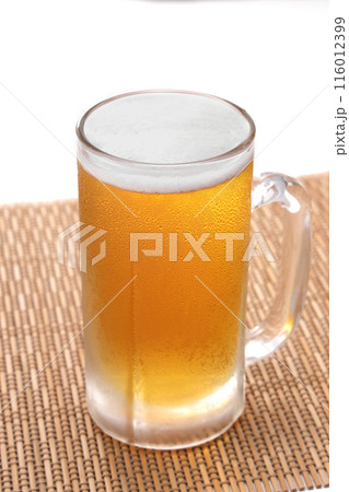 冷たい生ビール 冷たい生ビール 116012399