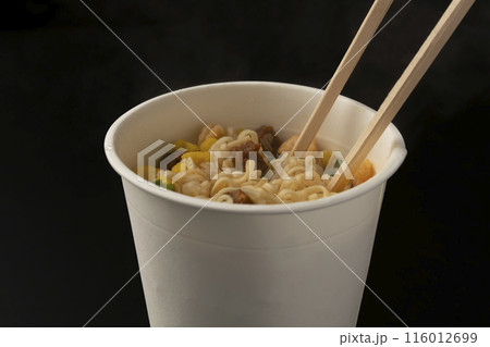 カップ麺　インスタントラーメン　 116012699