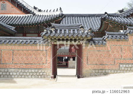 景福宮内にある小さい門 景福宮内にある小さい門 116012963