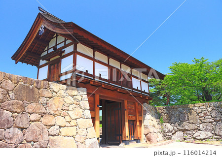 長野県長野市、松代城南の櫓門の風景 116014214