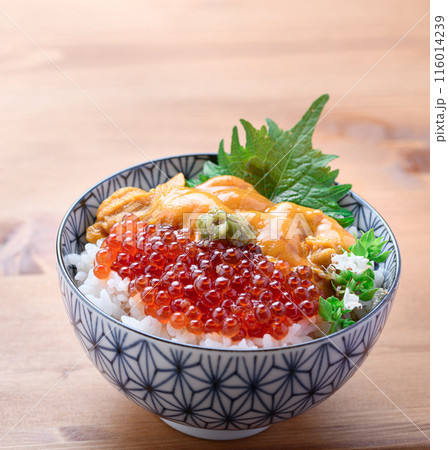 最強の海鮮丼 ウニいくら丼 最強の海鮮丼 ウニいくら丼 116014239