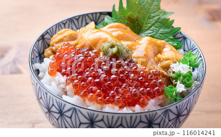 最強の海鮮丼 ウニいくら丼 最強の海鮮丼 ウニいくら丼 116014241