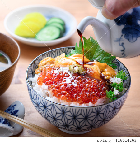 最強の海鮮丼 ウニいくら丼 最強の海鮮丼 ウニいくら丼 116014263