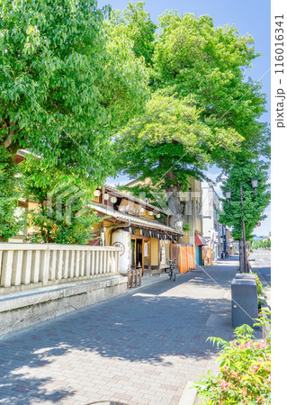 京都市左京区聖護院山王町 本家西尾八ッ橋(八ッ橋発祥の家) 熊野店 京都市左京区聖護院山王町 本家西尾八ッ橋(八ッ橋発祥の家) 熊野店 116016341