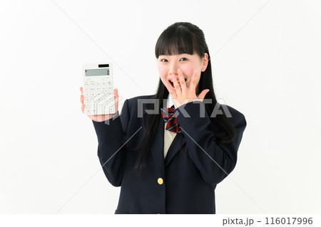 計算機を持つ女子高生　驚く 116017996