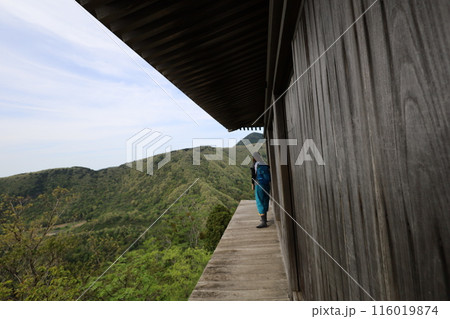 山陰、春、初夏の鳥取、三徳山、みとくさん、投げ入れ堂への登山、国立公園への旅、多くの指定文化財と国宝 山陰、春、初夏の鳥取、三徳山、みとくさん、投げ入れ堂への登山、国立公園への旅、多くの指定文化財と国宝 116019874