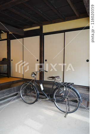 日本の東京、江戸時代、明治時代、昔の暮しの風景、、江戸東京たてもの園、 日本の東京、江戸時代、明治時代、昔の暮しの風景、、江戸東京たてもの園、 116020359