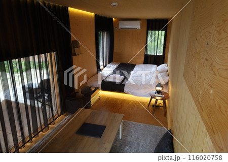 春、初夏、夏の和歌山、南紀、白浜、グランピングで焚火とブルーラグーンの海を散策、鳥毛洞窟や日置川 116020758