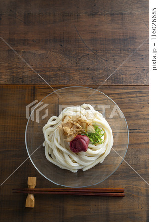 冷やしぶっかけうどん　梅干し 116026685