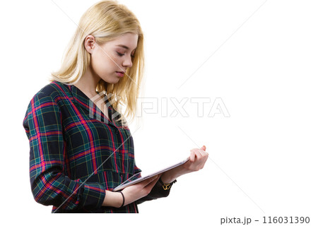Young woman using tablet Young woman using tablet 116031390
