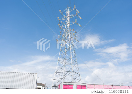 高圧電線鉄塔の下にある貸倉庫(高圧線下地) 高圧電線鉄塔の下にある貸倉庫(高圧線下地) 116038131