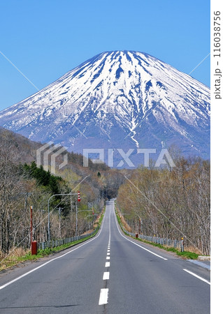 喜茂別町相川ビューポイントパーキングから望む羊蹄山 喜茂別町相川ビューポイントパーキングから望む羊蹄山 116038756
