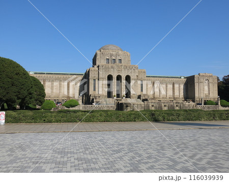 明治神宮外苑の聖徳記念絵画館 明治神宮外苑の聖徳記念絵画館 116039939