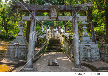 八剣神社（鞍手町）の参道 116040352