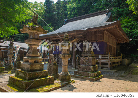 八剣神社（鞍手町）の拝殿 116040355