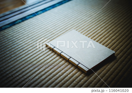 和風の冊子 116041020