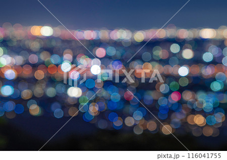 都市夜景の玉ボケ 116041755