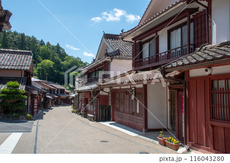 吹屋ふるさと村 青空と美しい重伝建の町並み 吹屋ふるさと村 青空と美しい重伝建の町並み 116043280