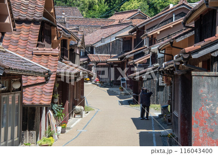 吹屋ふるさと村 青空と美しい重伝建の町並み 吹屋ふるさと村 青空と美しい重伝建の町並み 116043400