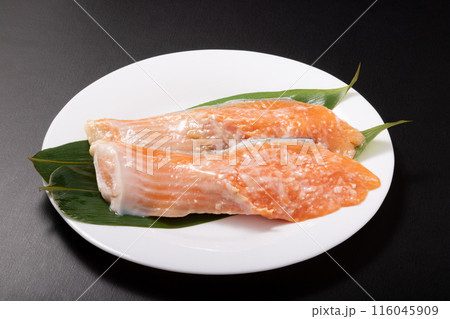 ［岩手県産］　銀鮭　塩こうじ漬け 116045909