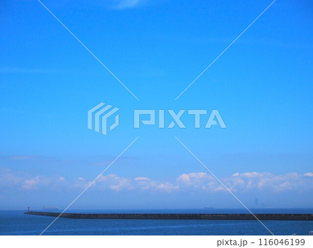 夏の海と空 夏の海と空 116046199