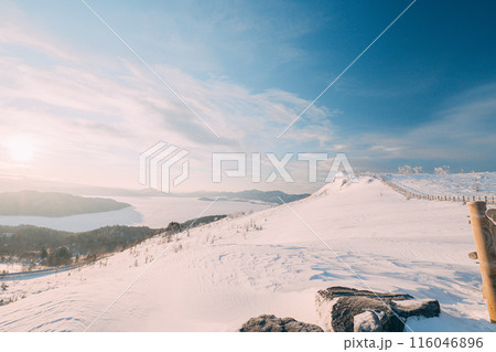 北海道の冬景色 116046896