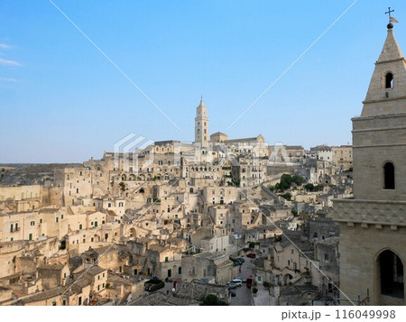 イタリア、マテーラ　世界遺産の美しい町並み 116049998