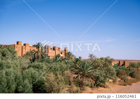 アイトベンハドゥの集落 116052461