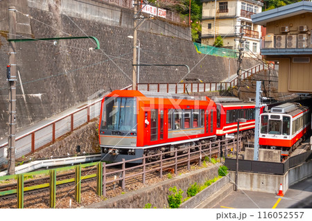 箱根登山電車　箱根湯本駅 116052557