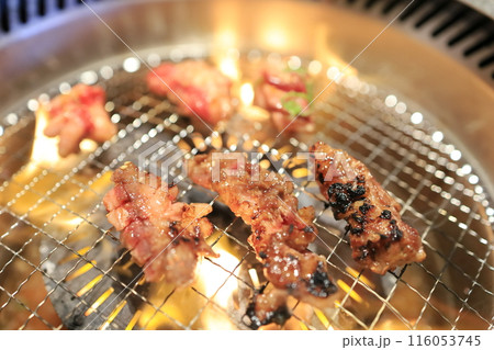 黒毛和牛焼肉(中落ちカルビ) 黒毛和牛焼肉(中落ちカルビ) 116053745