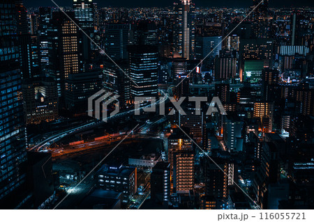 梅田スカイビルから見た大阪の夜景 梅田スカイビルから見た大阪の夜景 116055721