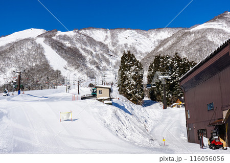 長野県北安曇郡白馬村 白馬五竜スキー場 白馬五竜テレキャビン 長野県北安曇郡白馬村 白馬五竜スキー場 白馬五竜テレキャビン 116056056