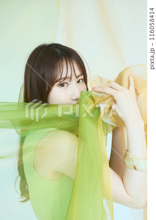 夏の女性ポートレート 夏の女性ポートレート 116058414