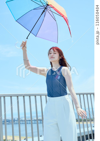 夏の女性ポートレート 116058484