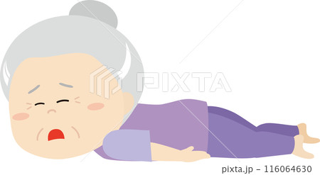 床に這いつくばるシニアの女性6 116064630