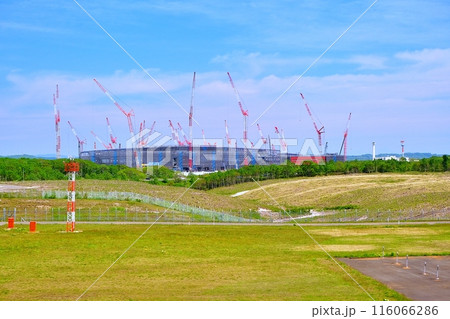 建設中のラピダス半導体工場 116066286