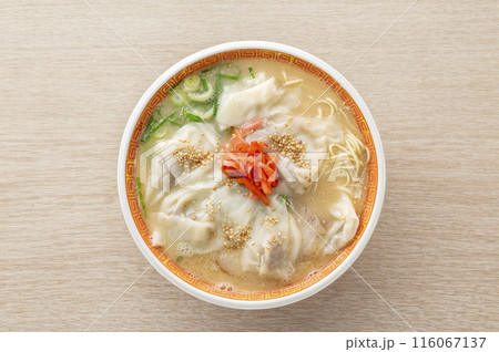 ワンタン麺 116067137